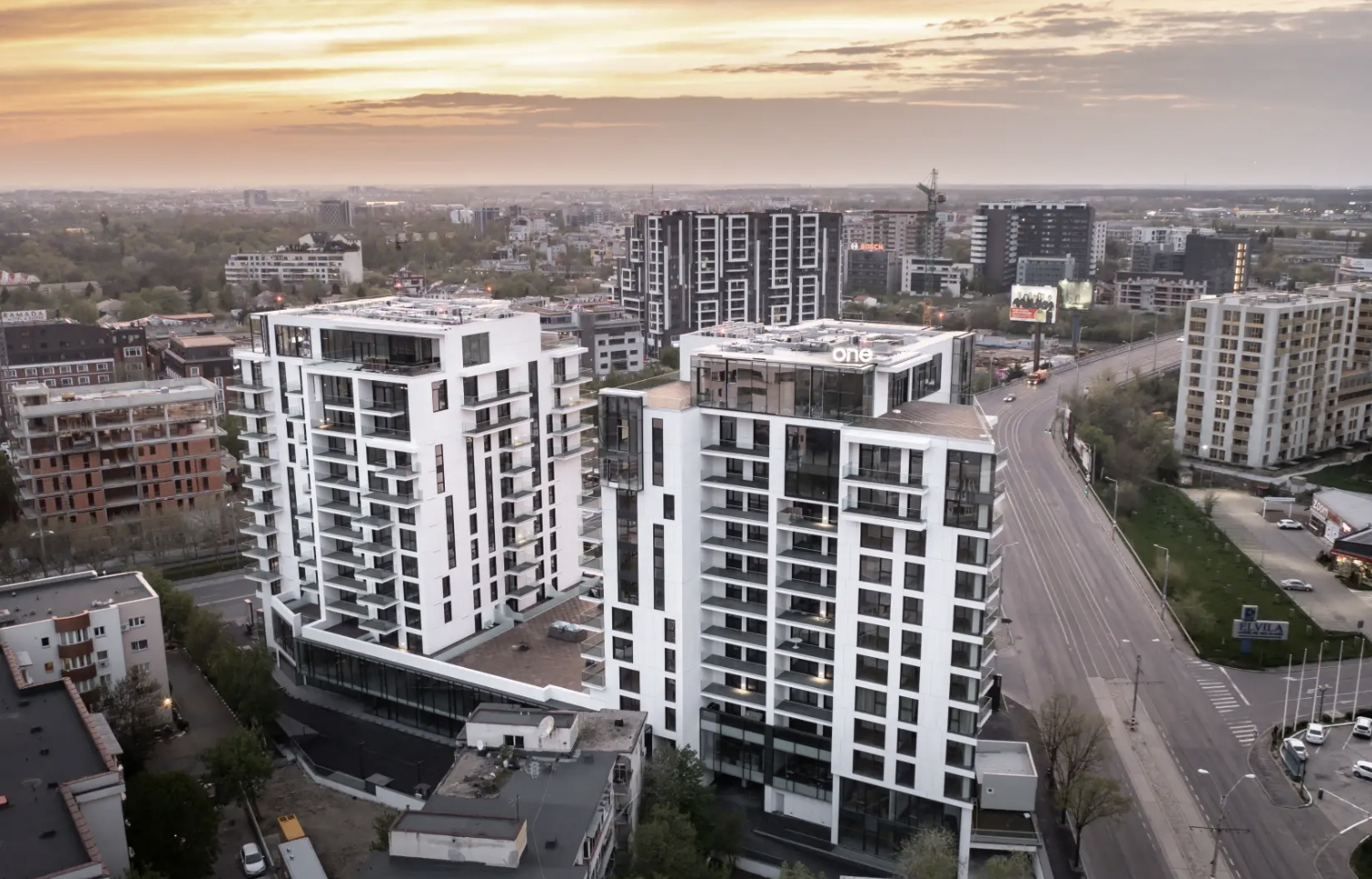 One Herăstrău Towers - 2